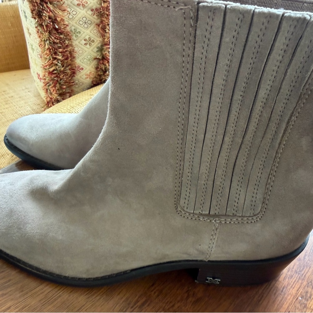Sam Elderman, Chelsea, boot in putty size 8 NWT